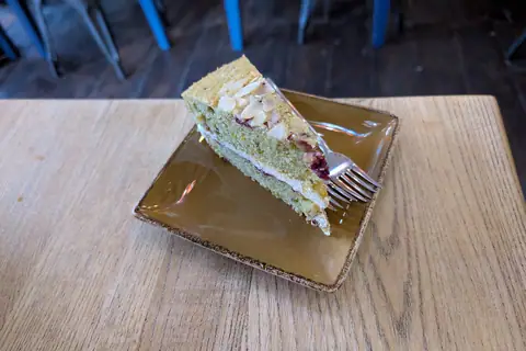 Mi Coffee and Cake photo 1